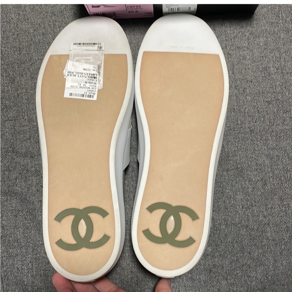 Chanel slip on sneakers, 40.5, NWT - Picture 5 of 10